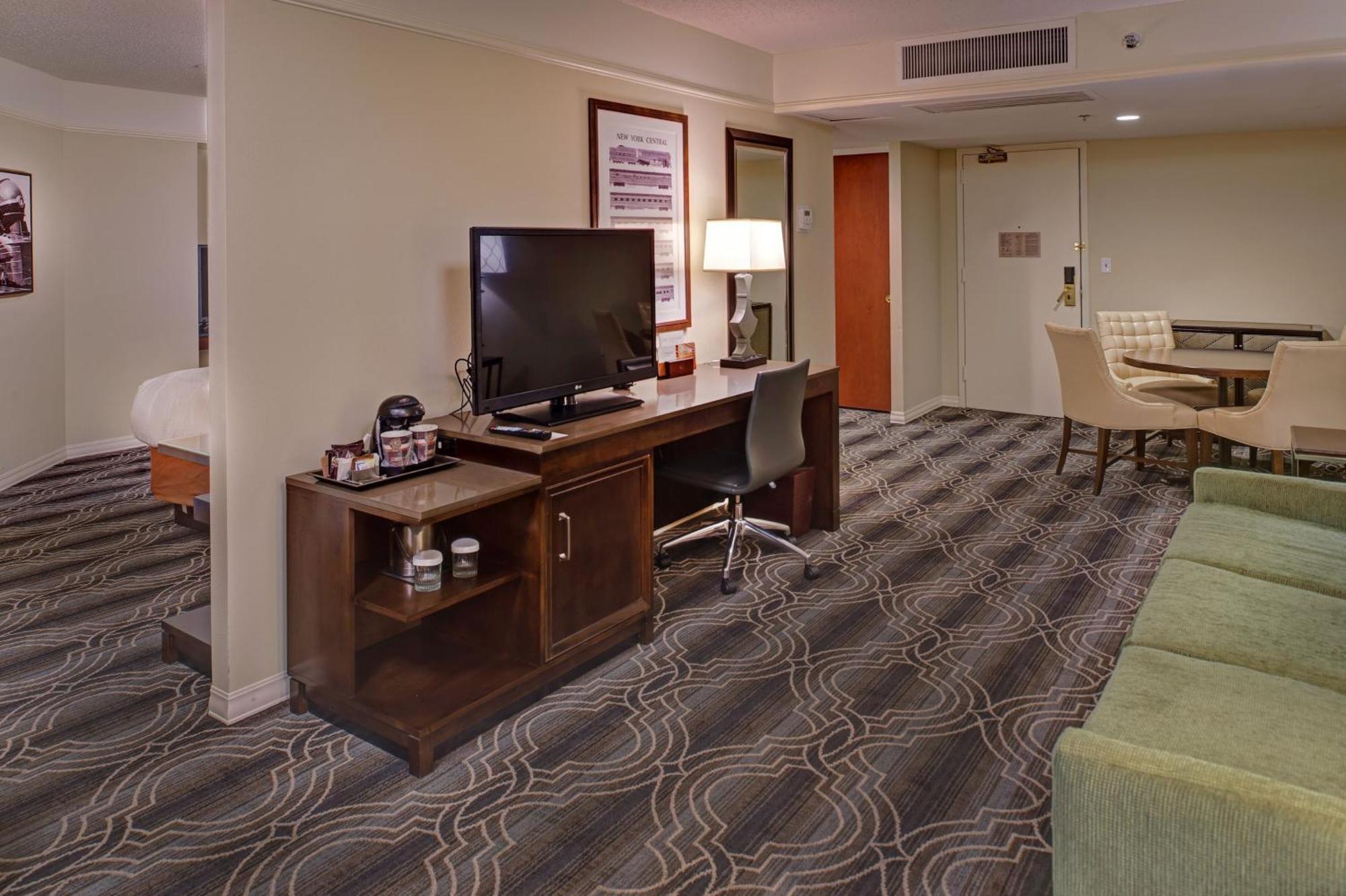 St. Louis Union Station Hotel, Curio Collection By Hilton מראה חיצוני תמונה